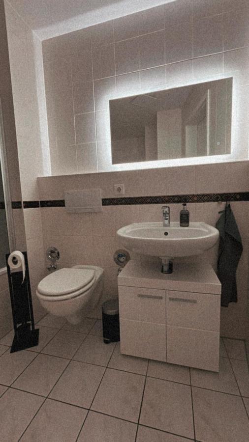 Schoene, Neu Sanierte Unterkunft In Belebter Region Apartment Лайпциг Екстериор снимка